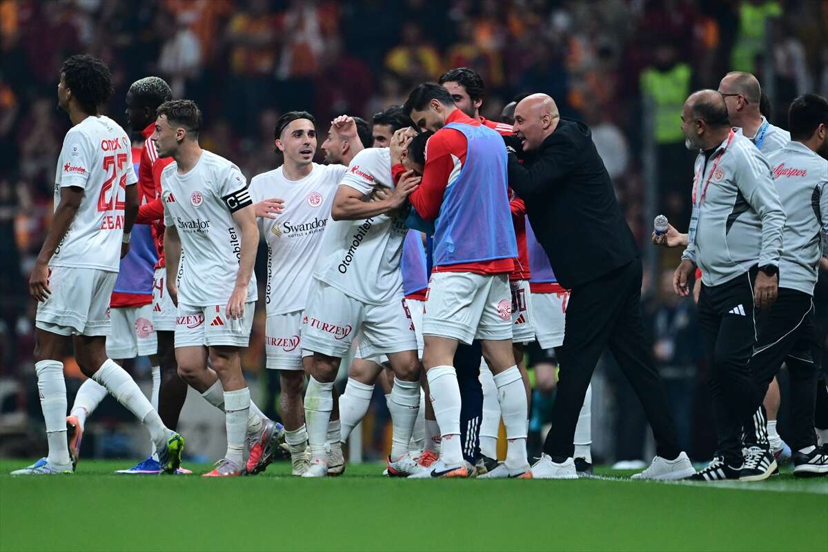 konyaspor-kume-dusen-rakibine-gidecek-iste-super-ligde-son-haftanin-programi