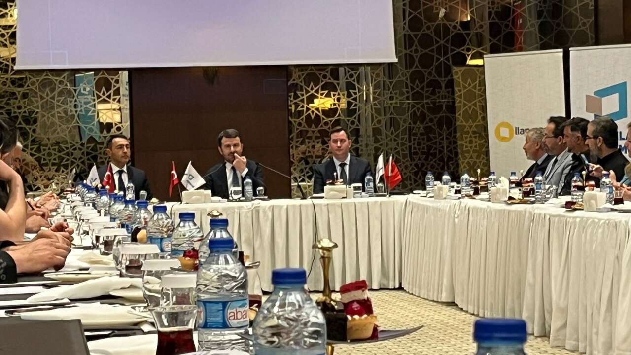 bik-genel-muduru-abdulkadir-cay-konyada-sektor-temsilcileriyle-bulustu