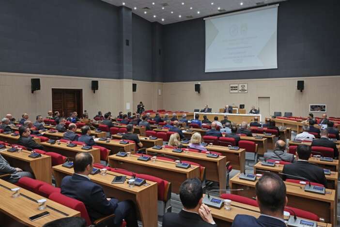 konyada-sahipsiz-hayvanlar-icin-kritik-toplanti