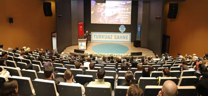 tusas-pilotu-murat-ozpala-konyada-havacilik-tutkunlariyla-bulustu