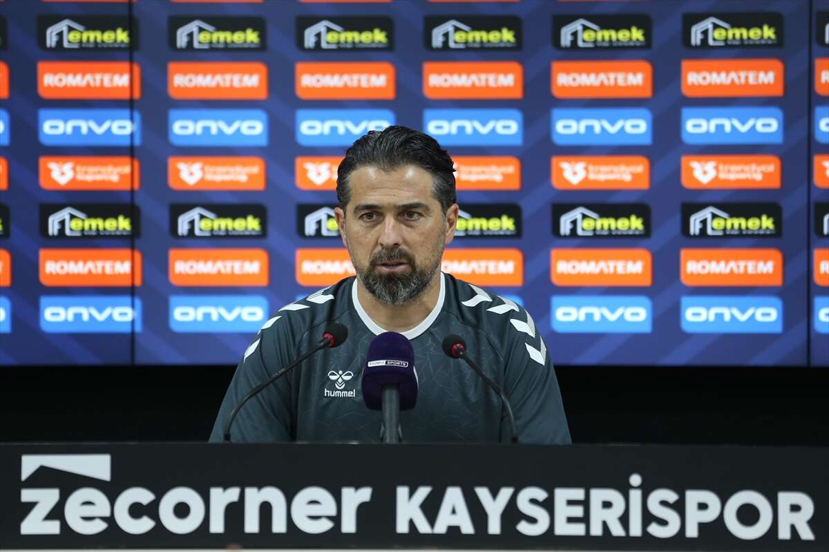 konyasporda-gozler-kupa-finaline-cevrildi-ilhan-paluttan-aciklama