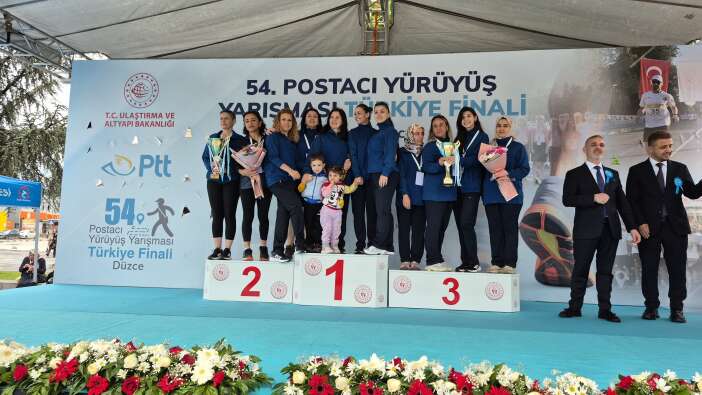 turkiyenin-en-hizli-postacisi-konyadan-cikti