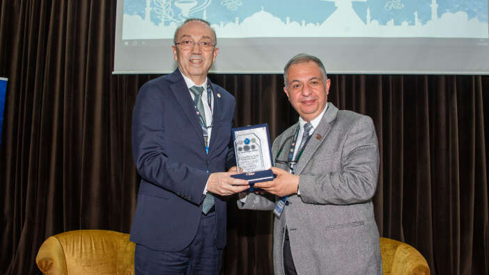 konyada-eczacilik-dunyasi-pharmasel-2026da-bulustu