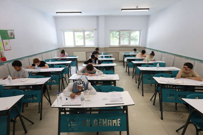 konyada-umre-heyecani-100-ogrenci-ailesiyle-kutsal-topraklara-gidecek