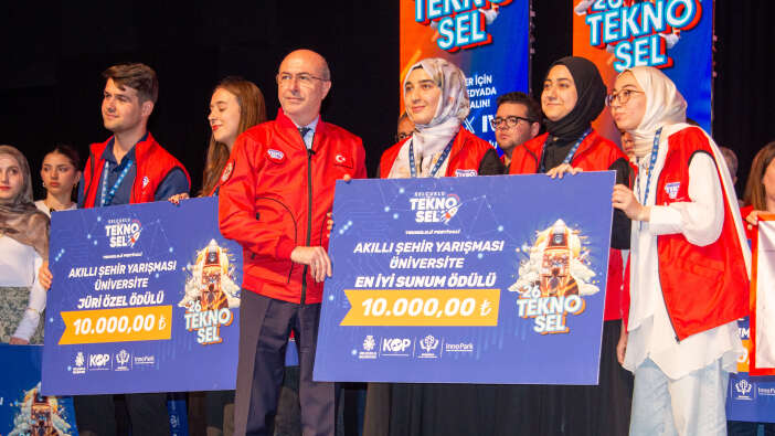 selcuk-universitesi-ogrencileri-teknosel-2026ya-damga-vurdu
