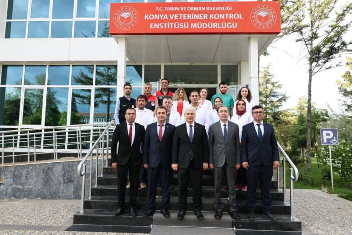 konya-valisi-ibrahim-akin-denetimde-laboratuvar-analiz-birimlerini-inceledi
