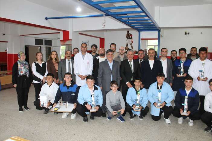 konyada-genc-mucitlerin-projeleri-sergilendi