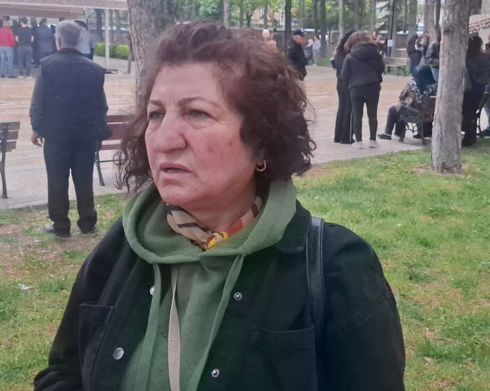 yakilmis-cesedi-santiye-alaninda-bulunmustu-emine-donmez-konyada-topraga-verildi