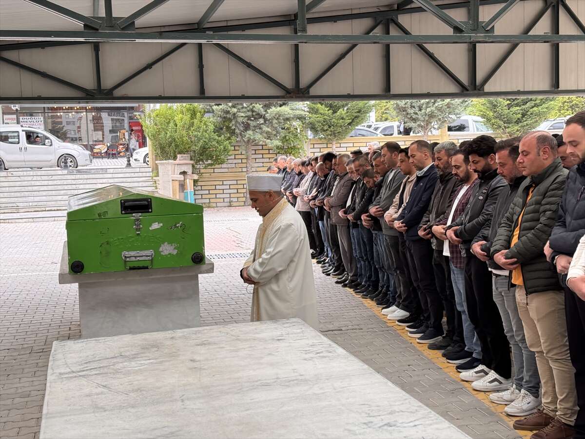 damadinin-bicakladigi-kayinpeder-hayatini-kaybetti