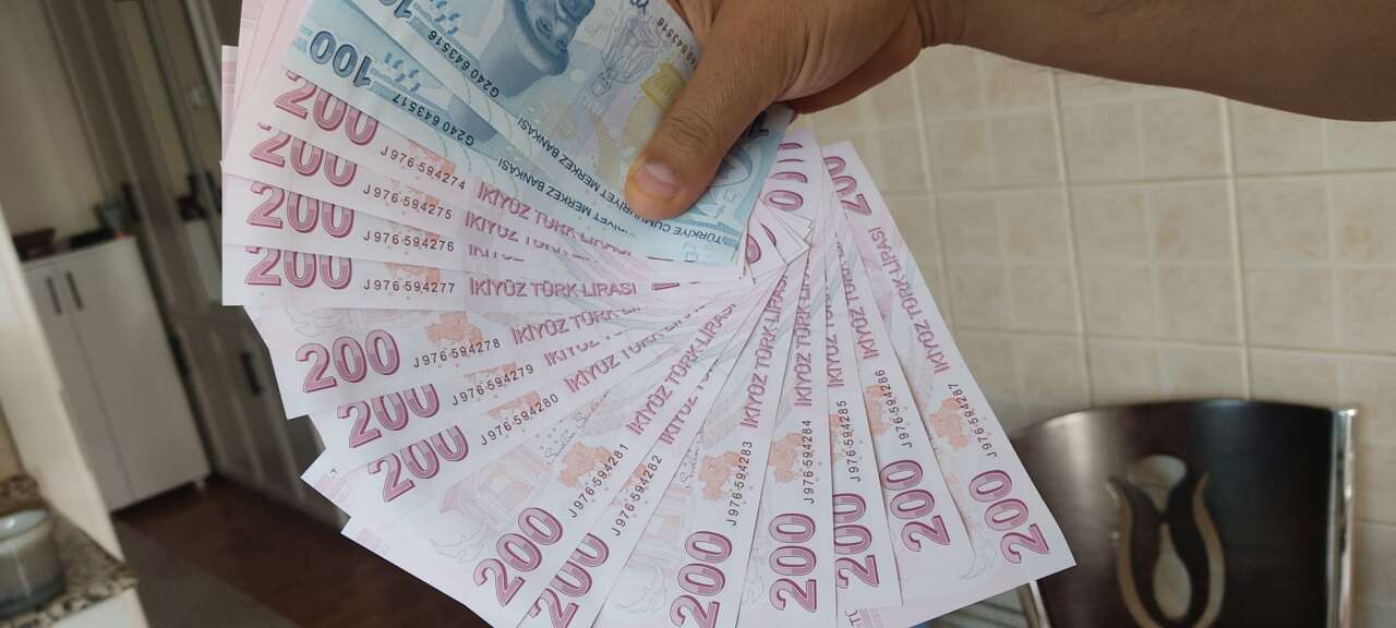 konyada-bayram-oncesi-atmlerde-dikkat-ceken-detay