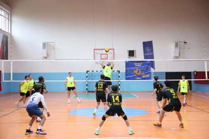 konyanin-ilceleri-buyuk-final-icin-mucadele-ediyor
