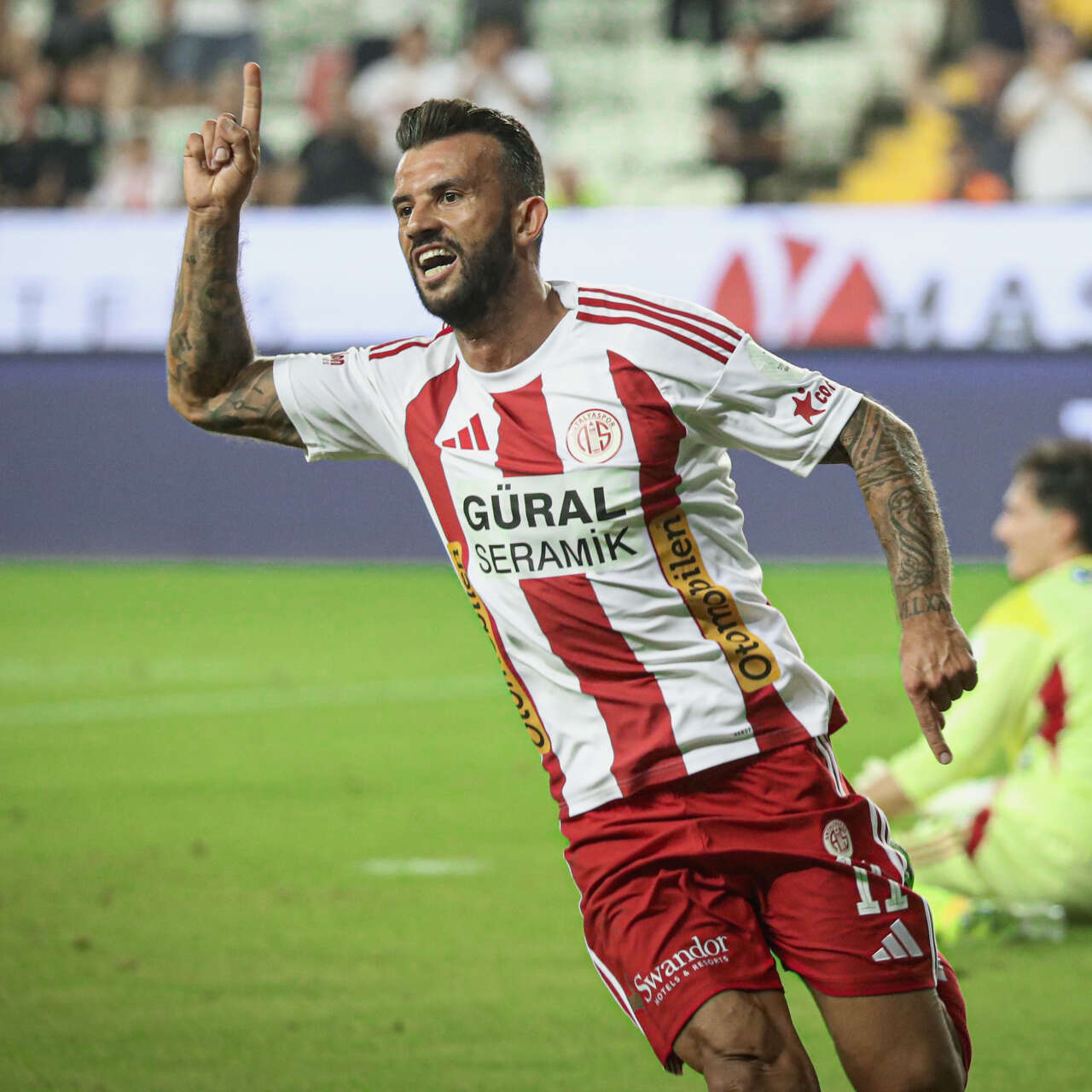 super-ligde-sezonun-yas-ortalamasi-hesaplandi-konyaspor-zirveye-yakin