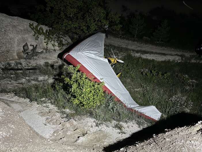 korkutan-microlight-kazasi-pilot-ve-yolcu-yaralandi