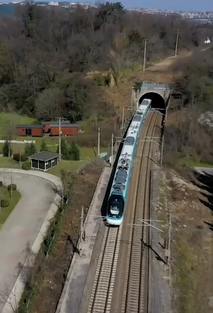 milli-hizli-tren-240-kilometre-hiza-ulasti-konya-hatlarinda-da-kullanilacak