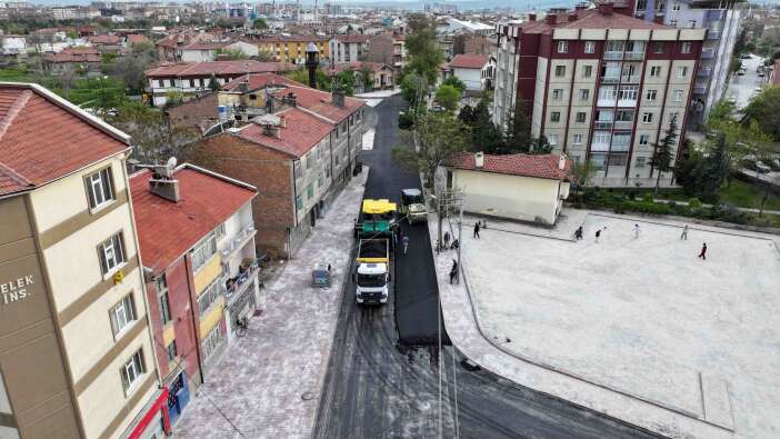 karatay-belediyesi-sahada-konyada-asfalt-sezonu-basladi