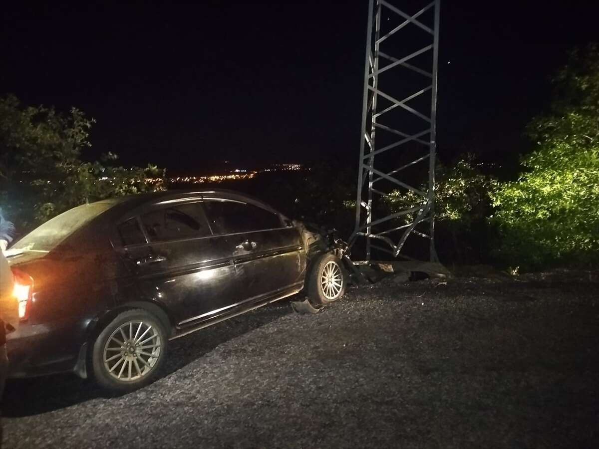 konyada-3-mahalleyi-elektriksiz-birakan-kaza