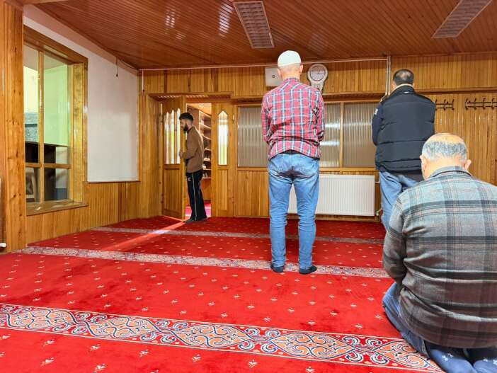 konyanin-kiblesinden-iceri-girilen-camisi-752-yildir-ayakta