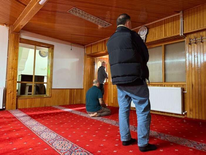 konyanin-kiblesinden-iceri-girilen-camisi-752-yildir-ayakta