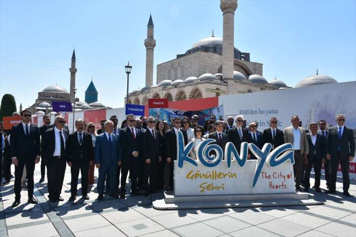 konyada-9-gun-surecek-tiyatro-festivali-basladi