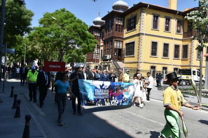 konyada-9-gun-surecek-tiyatro-festivali-basladi