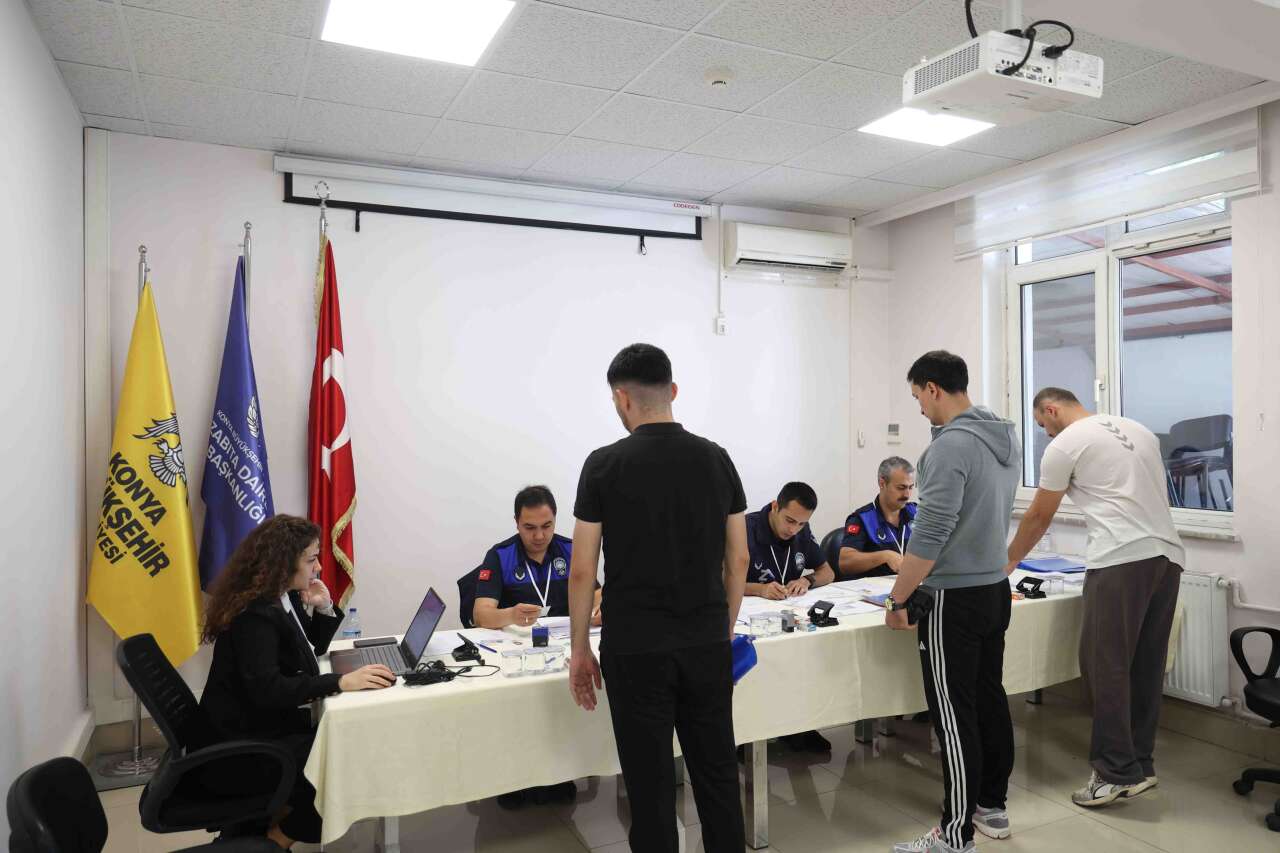 konya-buyuksehir-40-zabita-memuru-aliyor-basvurular-icin-son-saatler