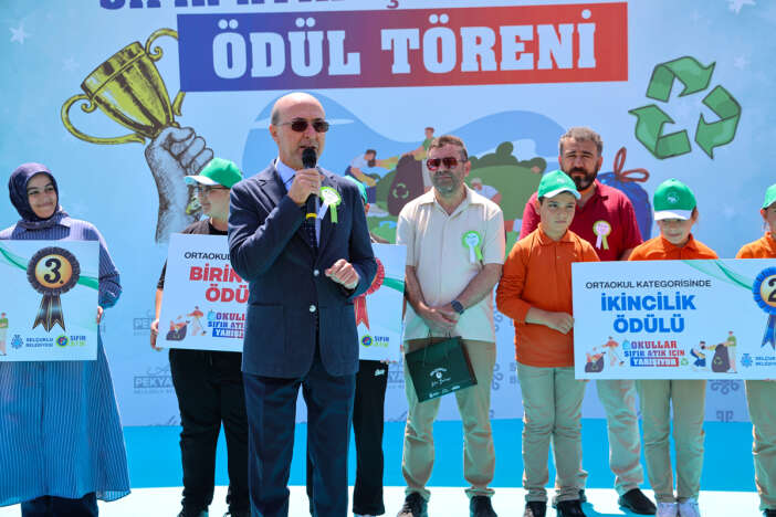 konyadaki-odullu-yarisma-206-bin-kilo-atigi-geri-donusume-kazandirdi