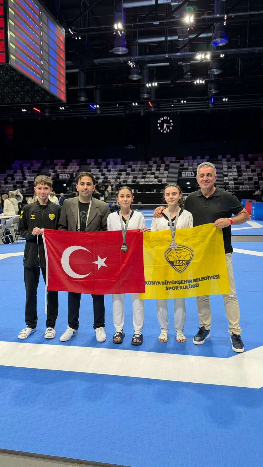 avrupada-konyayi-gururlandiran-tekvandoculara-baskan-altaydan-tebrik