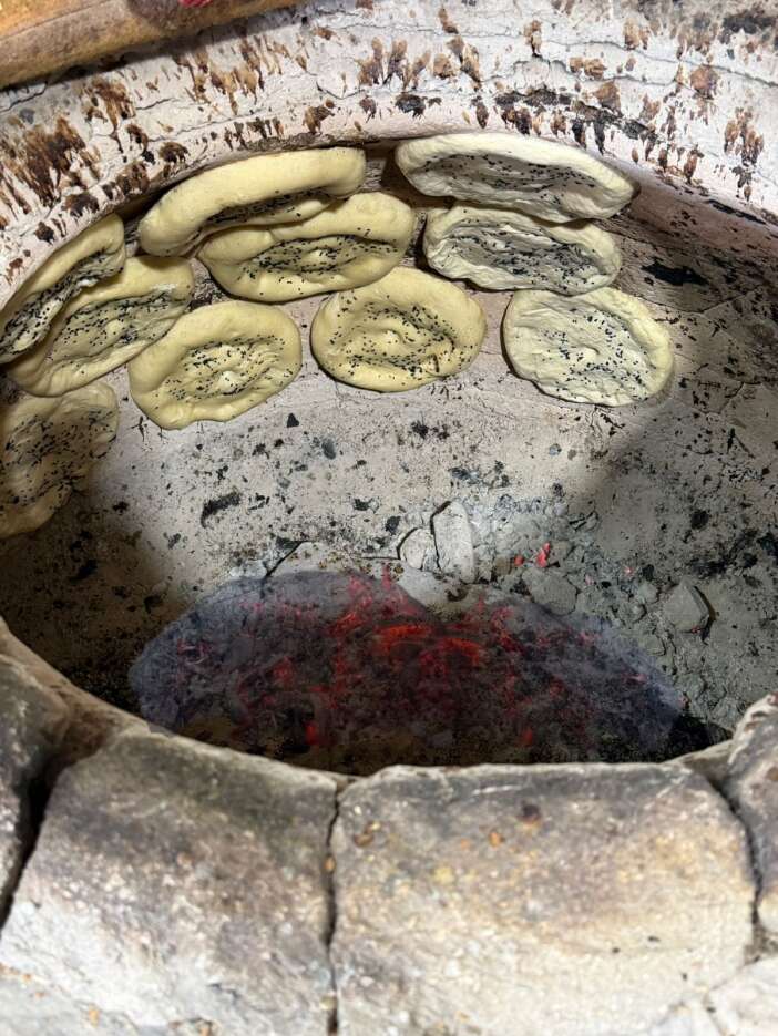 konyada-atesin-sofraya-biraktigi-miras-tandir-ekmegi