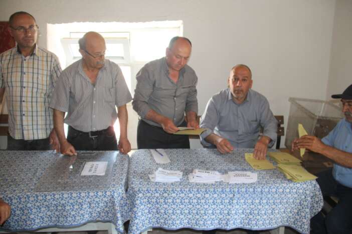 konyada-kiyasiya-muhtarlik-yarisi-1-oy-farkla-kazandi