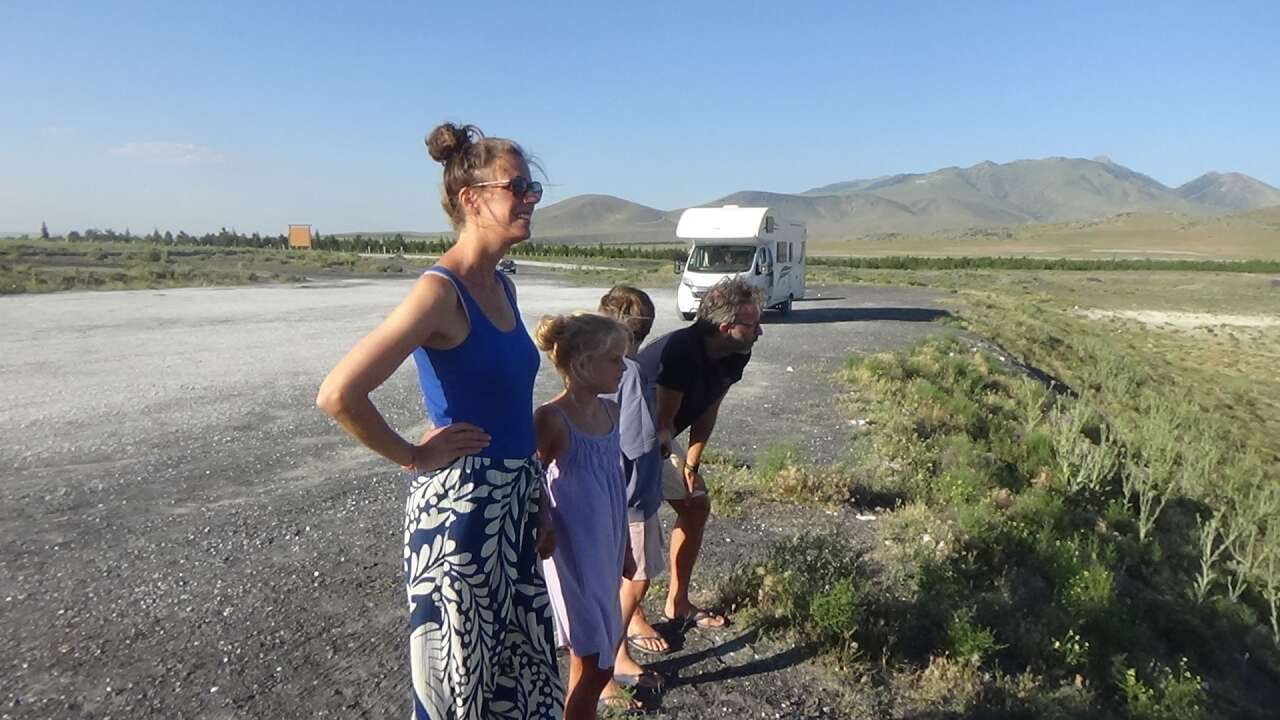 6-aydir-yoldalar-hollandali-aile-konyada-gorduklerine-hayran-kaldi