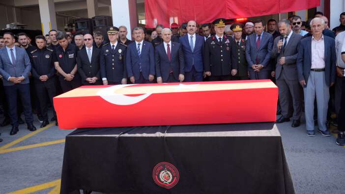 konya-sehit-itfaiye-eri-mehmet-tekeliyi-son-yolculuga-ugurluyor