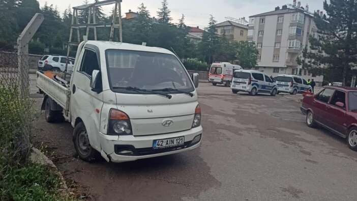 konyada-pikap-ile-motosiklet-carpisti-2-yarali