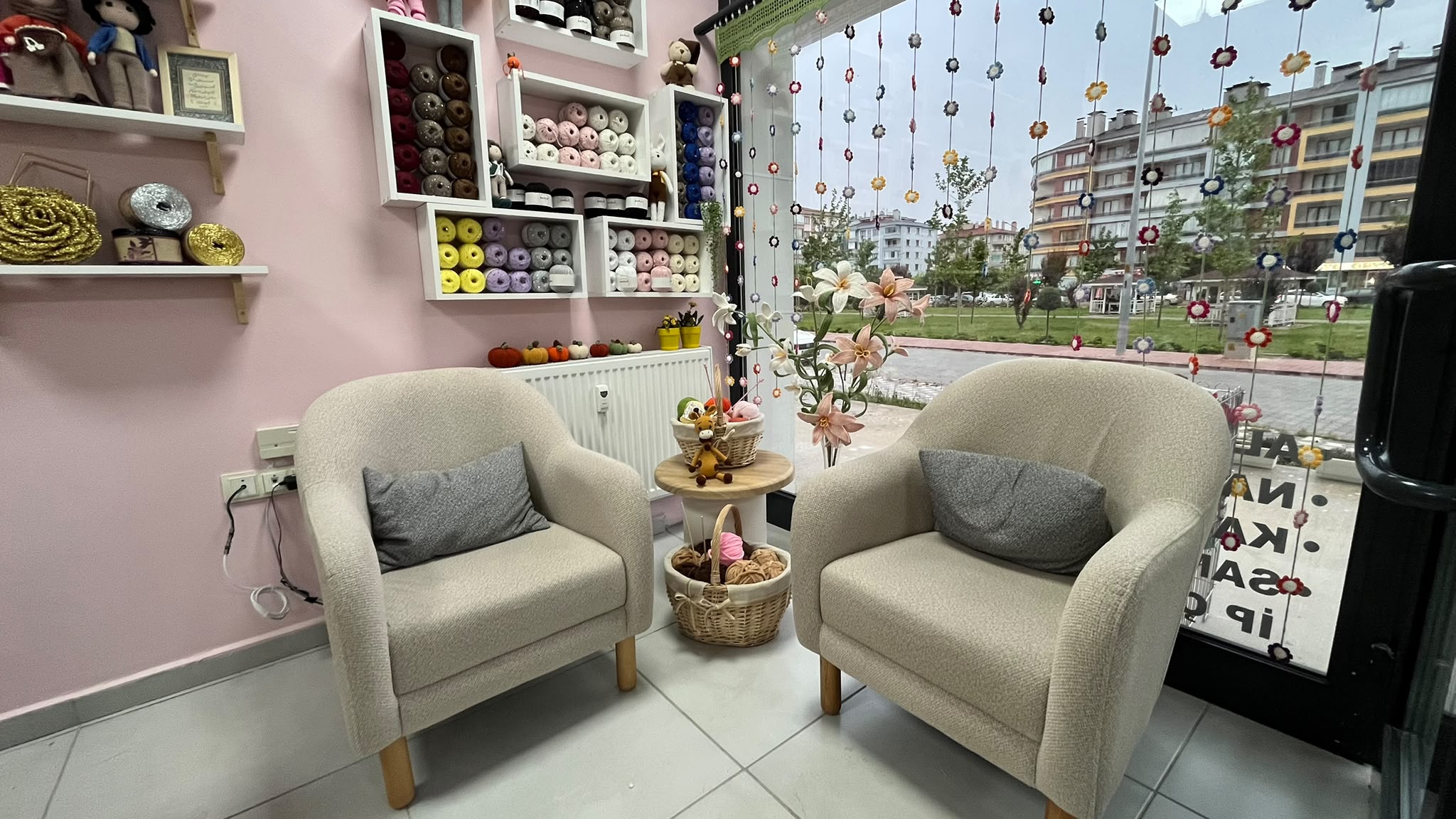 konyanin-sicacik-bulusma-noktasi-mila-craft-orgu-kafe-konya-orgu-cafe
