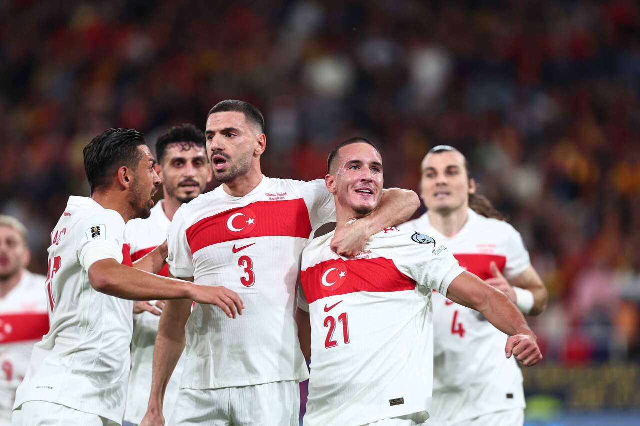 24-yillik-hasret-bitti-bizim-cocuklar-ilk-macina-cikiyor