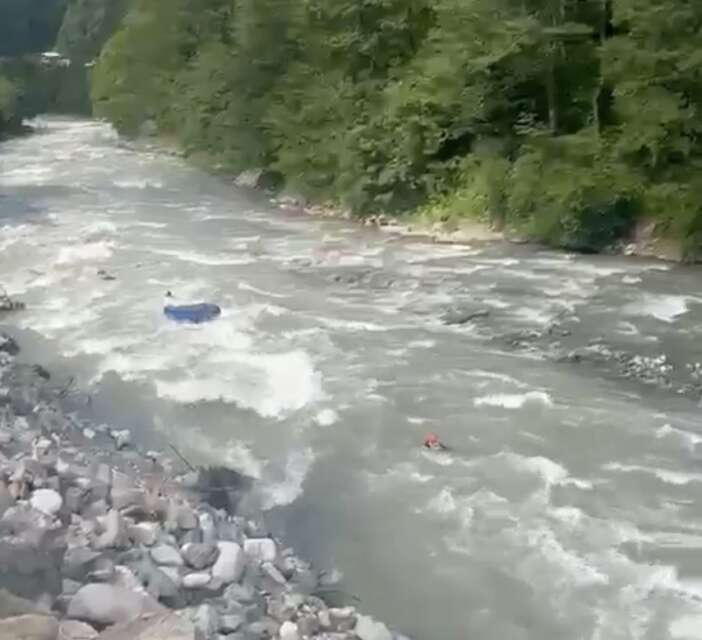 kayip-genci-arayan-afad-botu-devrildi-omer-faruk-ozkan-yasamini-yitirdi