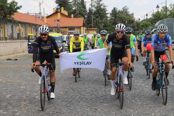 konyada-gelenek-bozulmadi-pedallar-saglik-icin-cevrildi