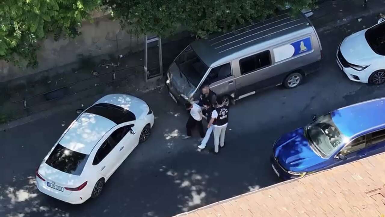 yaslari-13-ve-16-minibus-calip-sehir-turu-yaptilar