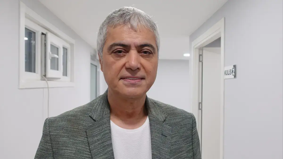 cengiz-kurtoglu-konya-yolunda-kaza-gecirdi-konseri-ertelendi