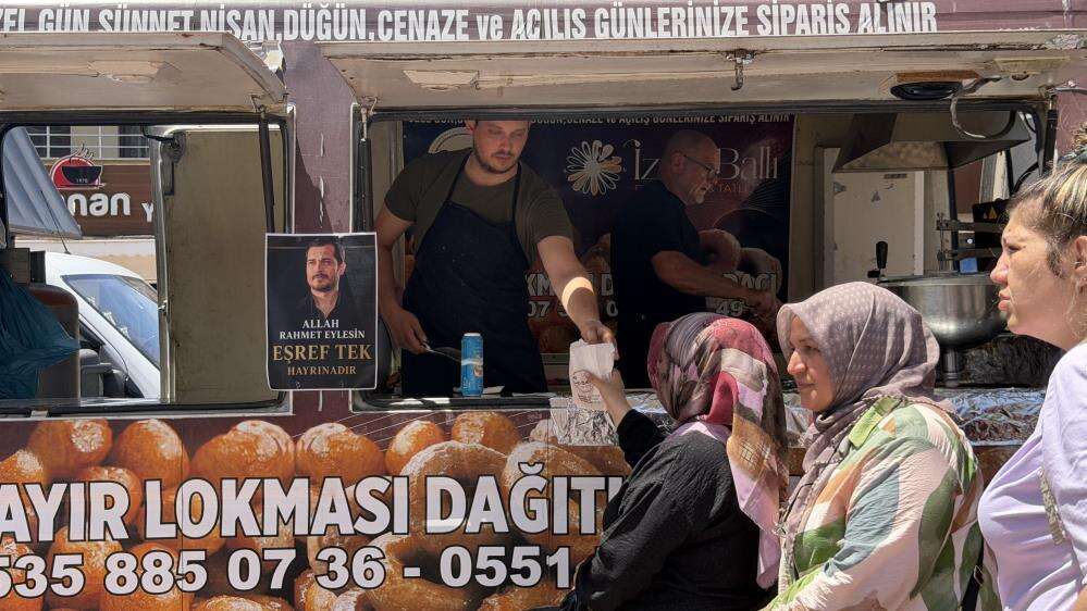 turkiyenin-konustugu-dizinin-basrolu-oldu-hayranlari-lokma-dagitti