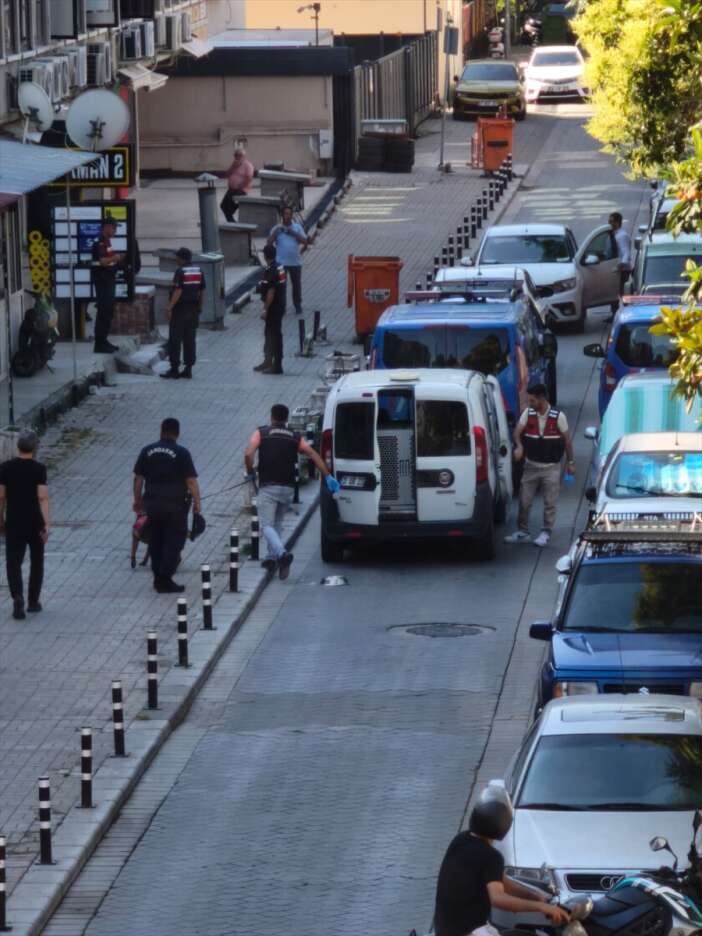 avukatlara-uyusturucu-operasyonu-baro-baskani-dahil-12-gozalti