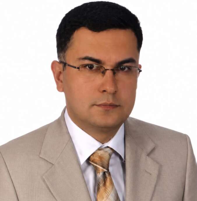 cumhuriyet-savcisi-ayhan-uyumaz-durusma-sirasinda-hayatini-kaybetti