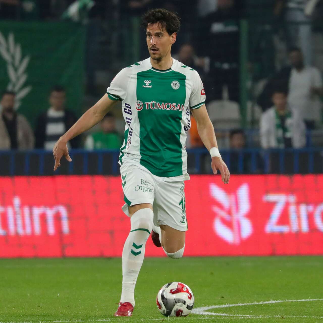konyaspor-ic-transferde-jevtovic-ile-anlasamadi-yollar-ayriliyor