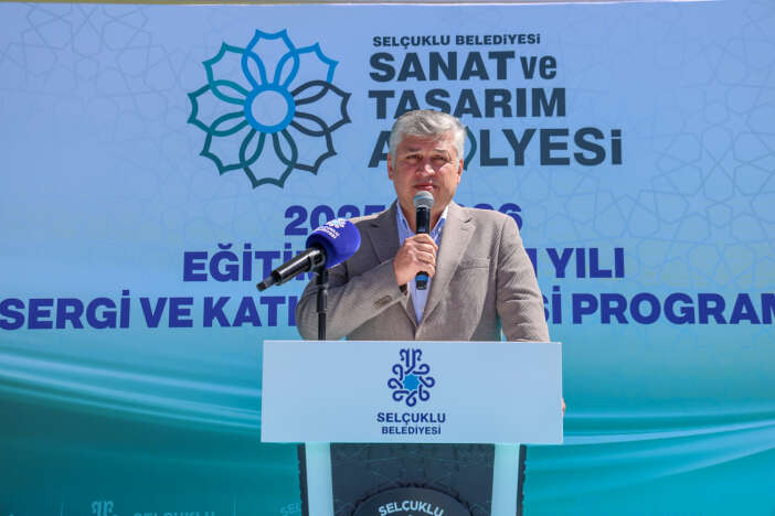 selcuklu-sanat-ve-tasarim-atolyesinde-yil-sonu-coskusu-konyada-emekler-sergilendi