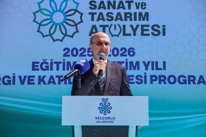 selcuklu-sanat-ve-tasarim-atolyesinde-yil-sonu-coskusu-konyada-emekler-sergilendi