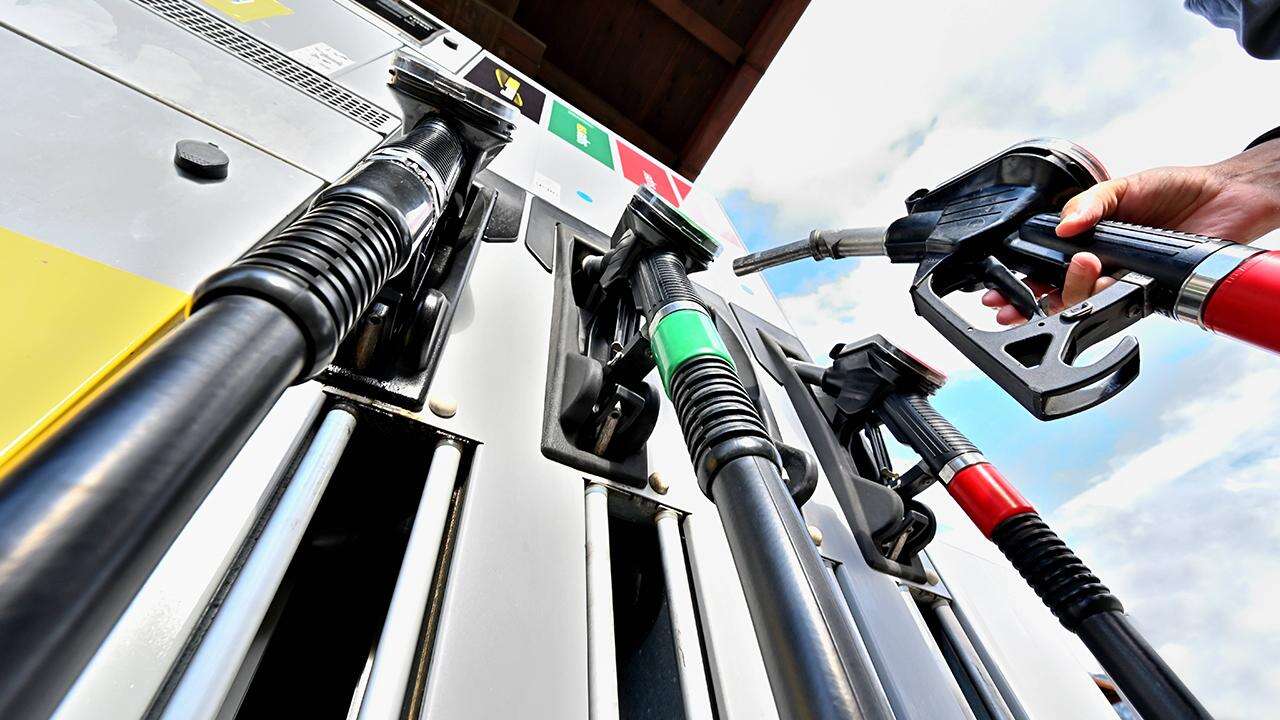 araca-motorin-yerine-benzin-dolduruldu-fatura-istasyona-kesildi
