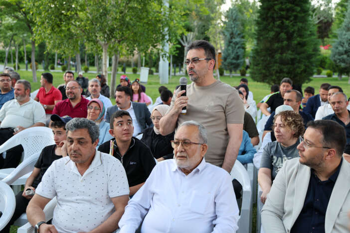 baskan-pekyatirmaci-yine-sahadaydi-konyalilarin-sorunlari-masaya-yatirildi