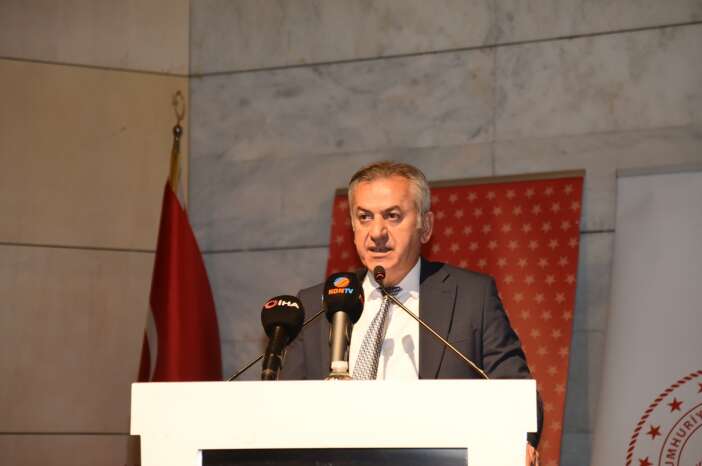 genc-kalemler-yaristi-konyadaki-odul-torenine-bakan-yardimcisi-katildi