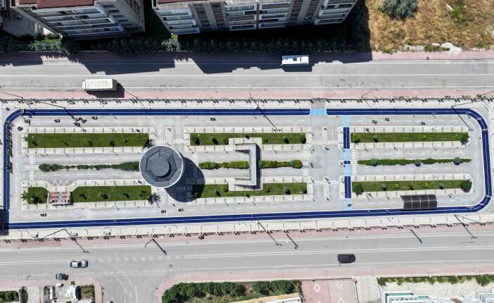 konyada-cocuklar-direksiyon-basina-gecti