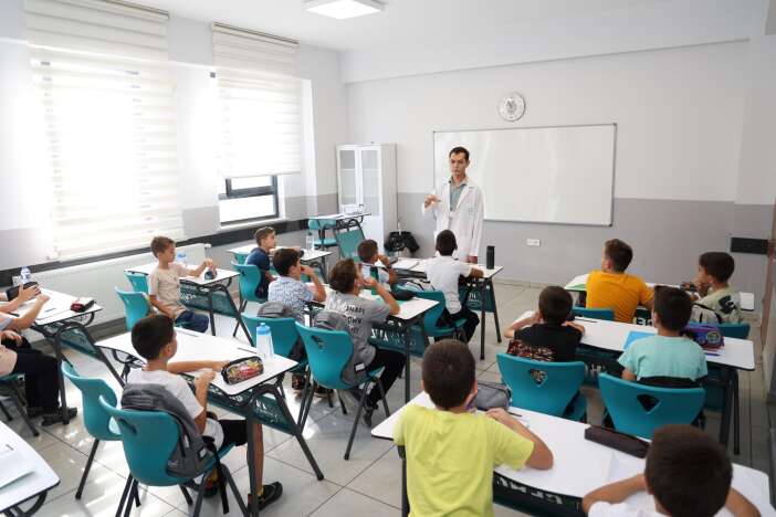 bilgehanelerde-2026-yaz-kayitlari-basliyor-konyali-ogrencilere-ucretsiz-egitim