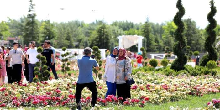konya-karatay-gul-parki-bahcesinde-huzur-vakti-basladi